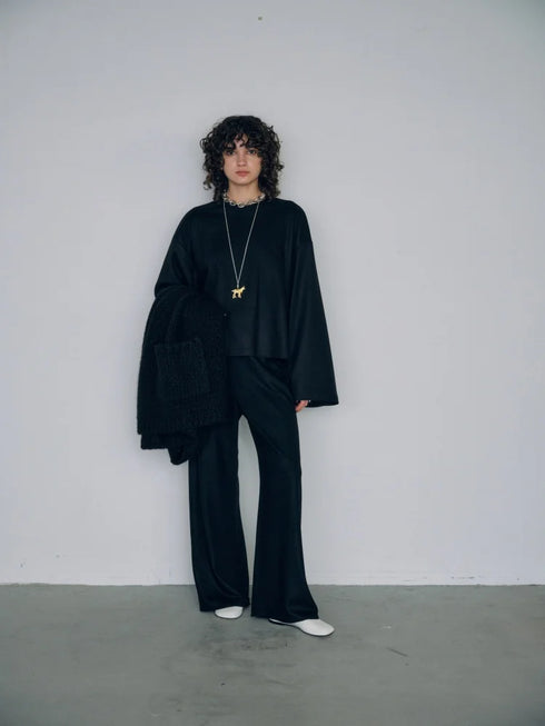 relax wool top